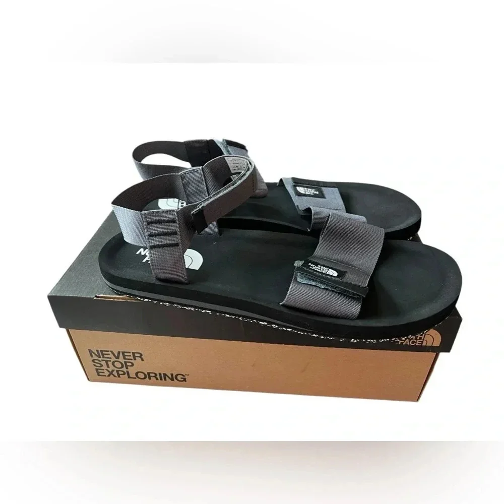 NIB The North Face Men’s Skeena Sandals